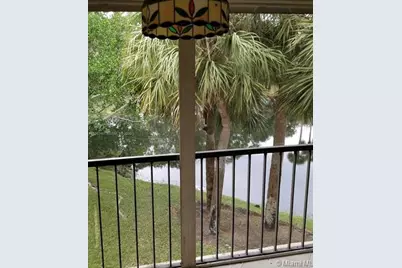 309 Lakeview Dr #204, Weston, FL 33326 - Photo 3