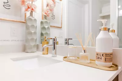 1005 Spring Garden Rd #505, Miami, FL 33136 - Photo 11