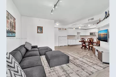999 SW 1st Ave #1201, Miami, FL 33130 - Photo 9