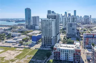 1749 NE Miami Ct, Miami, FL 33132 - Photo 51