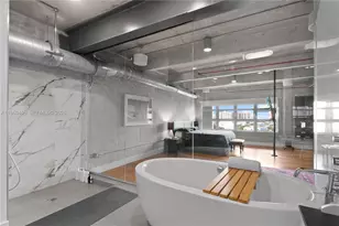 1749 NE Miami Ct, Miami, FL 33132 - Photo 35