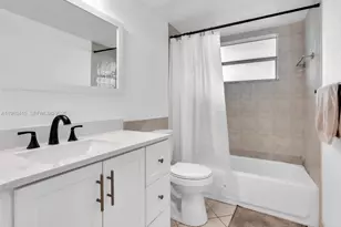 1770 NE 191st St, Miami, FL 33179 - Photo 23