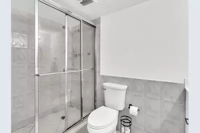1770 NE 191st St #116-1, Miami, FL 33179 - Photo 27