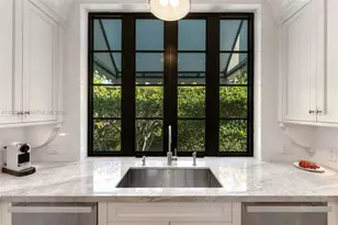 465 Hampton Ln, Key Biscayne, FL 33149 - Photo 9