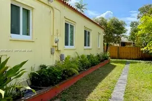 630 SW 25th Rd, Miami, FL 33129 - Photo 13