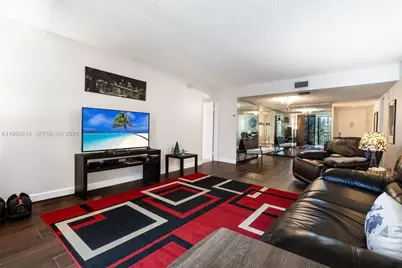 16475 Golf Club Rd #307, Weston, FL 33326 - Photo 5