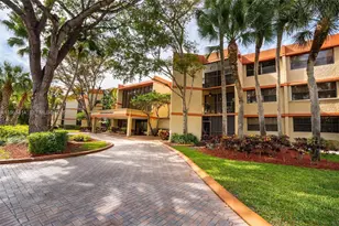 16475 Golf Club Rd, Weston, FL 33326 - Photo 33