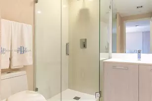 55 SW 9th St, Miami, FL 33130 - Photo 23