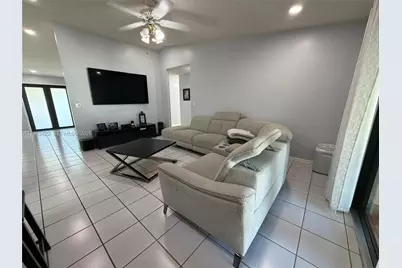 6541 SW 31st St, Miami, FL 33155 - Photo 7