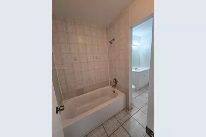 9287 NW 18th St, Pembroke Pines, FL 33024 - Photo 27