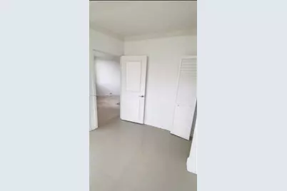 801 Brickell Bay Dr #1470, Miami, FL 33131 - Photo 11