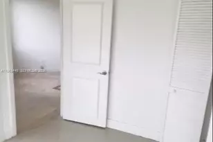 801 Brickell Bay Dr, Miami, FL 33131 - Photo 11