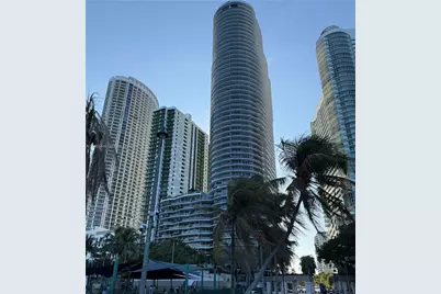 488 NE 18th St #811, Miami, FL 33132 - Photo 5