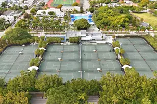 736 12th St, Miami Beach, FL 33139 - Photo 29