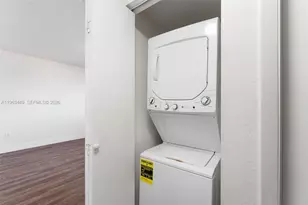 36 NW 6th Ave, Miami, FL 33128 - Photo 23