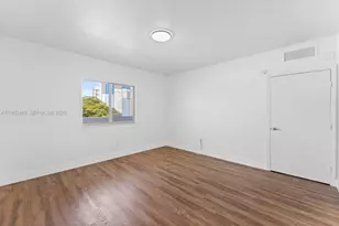 36 NW 6th Ave, Miami, FL 33128 - Photo 11