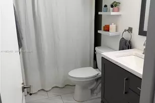 301 SE 3rd St, Dania Beach, FL 33004 - Photo 5