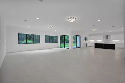 10386 SW 57th Ct, Cooper City, FL 33328 - Photo 9
