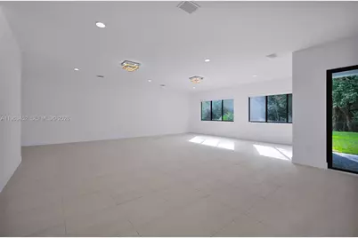 10386 SW 57th Ct, Cooper City, FL 33328 - Photo 11