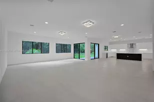 10386 SW 57th Ct, Cooper City, FL 33328 - Photo 9