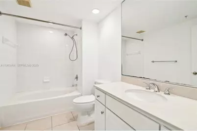 2000 N Bayshore Dr #304, Miami, FL 33137 - Photo 11