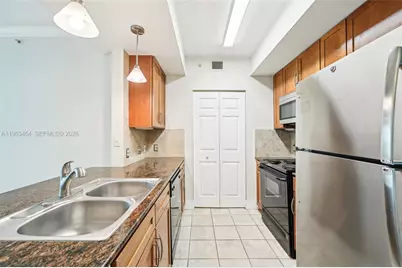 2000 N Bayshore Dr #304, Miami, FL 33137 - Photo 7