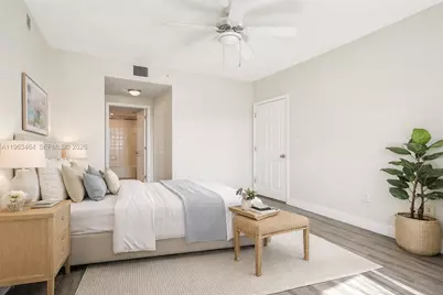 2000 N Bayshore Dr #304, Miami, FL 33137 - Photo 3