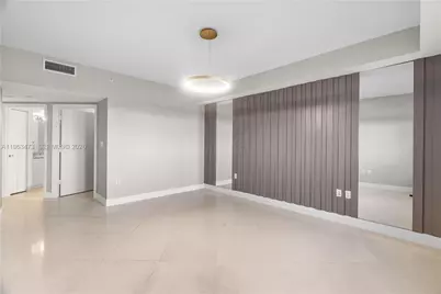 20000 E Country Club Dr #716, Aventura, FL 33180 - Photo 27