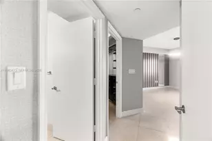 20000 E Country Club Dr, Aventura, FL 33180 - Photo 21