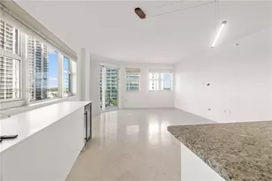 20000 E Country Club Dr, Aventura, FL 33180 - Photo 15