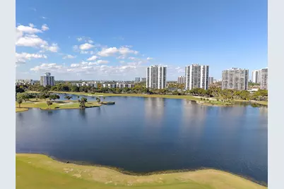 20000 E Country Club Dr #716, Aventura, FL 33180 - Photo 43