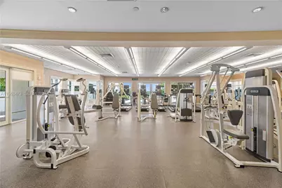 20000 E Country Club Dr #716, Aventura, FL 33180 - Photo 37