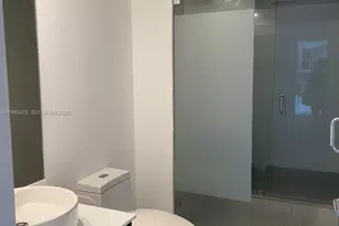 31 SE 6th St, Miami, FL 33131 - Photo 7