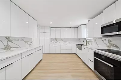 299 S Biscayne River Dr, Miami, FL 33169 - Photo 15