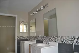 1935 Madeira Dr, Weston, FL 33327 - Photo 21