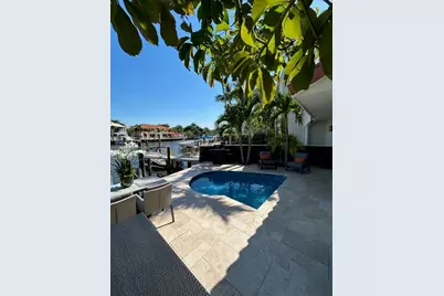 1372 Bayview Dr, Fort Lauderdale, FL 33304 - Photo 35