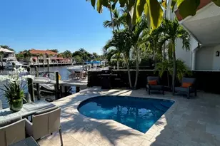 1372 Bayview Dr, Fort Lauderdale, FL 33304 - Photo 35