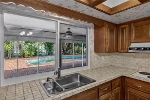 6621 E Tropical Way, Plantation, FL 33317 - Photo 17