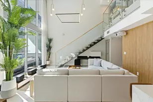 200 Biscayne Blvd Way, Miami, FL 33131 - Photo 3