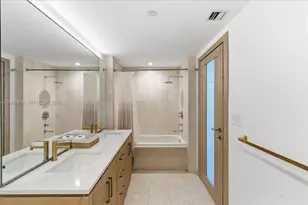 200 Biscayne Blvd Way, Miami, FL 33131 - Photo 37