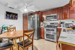 5574 SW 3rd St, Miami, FL 33134 - Photo 11