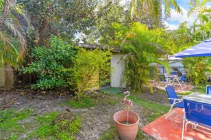 5574 SW 3rd St, Miami, FL 33134 - Photo 23