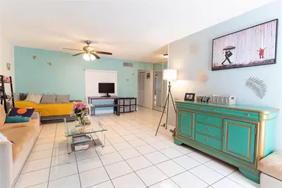 1340 Lincoln Rd #602, Miami Beach, FL 33139 - Photo 5
