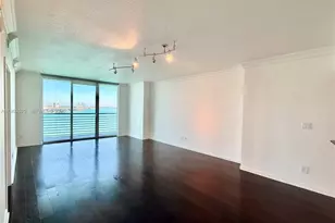 335 S Biscayne Blvd, Miami, FL 33131 - Photo 3