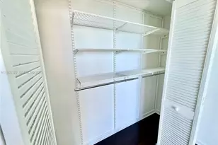 335 S Biscayne Blvd, Miami, FL 33131 - Photo 23