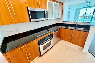 335 S Biscayne Blvd, Miami, FL 33131 - Photo 5