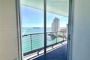 335 S Biscayne Blvd, Miami, FL 33131 - Photo 13