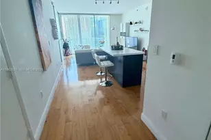 90 SW 3rd St, Miami, FL 33130 - Photo 5