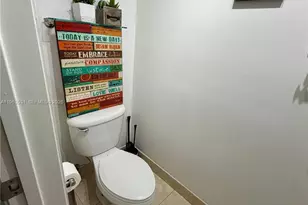 90 SW 3rd St, Miami, FL 33130 - Photo 15
