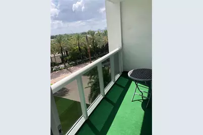 10275 Collins Ave #427, Bal Harbour, FL 33154 - Photo 9